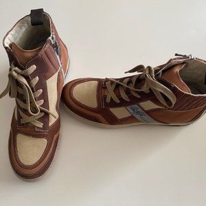 Donald J Pliner Curtis Leather Hi-Top Sneakers - Made In ITALY .